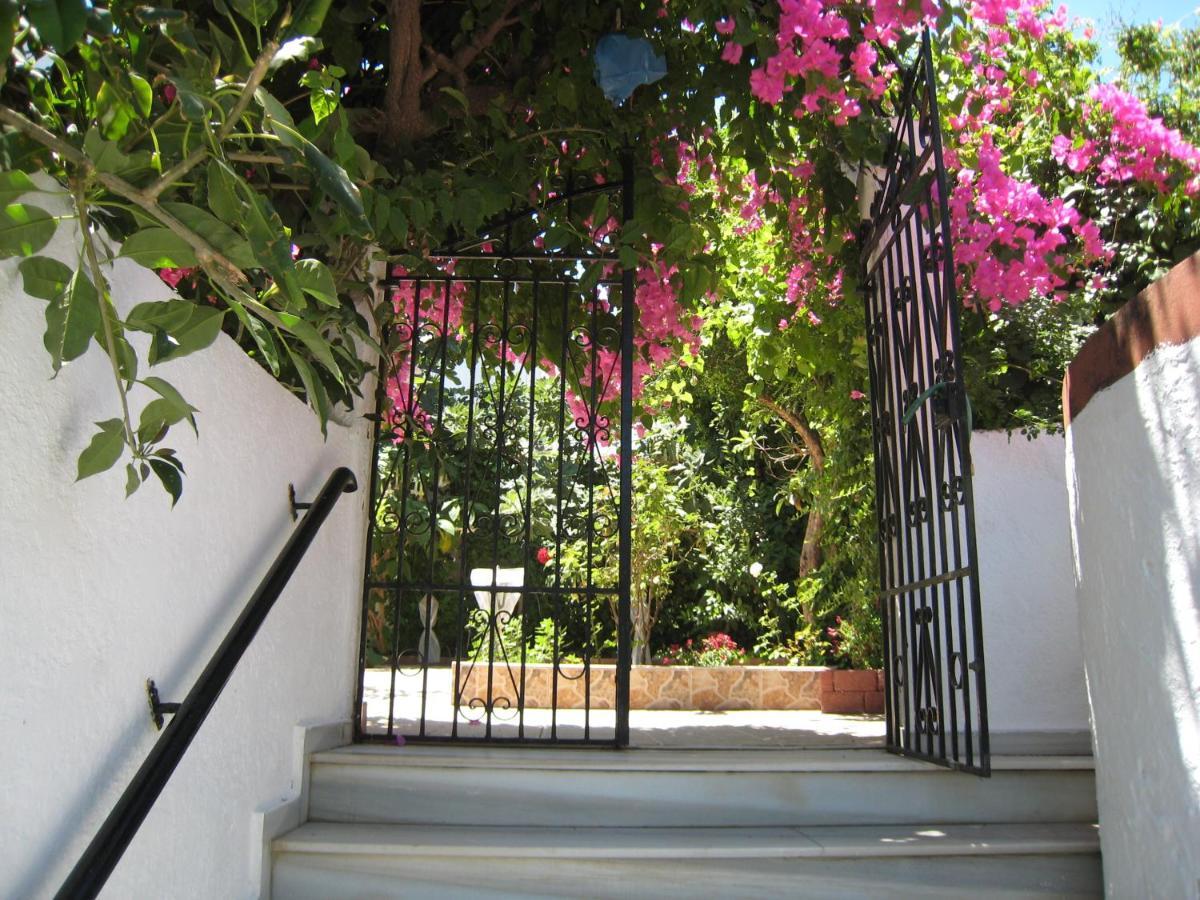 Apartment Eleftheria Lindian I *